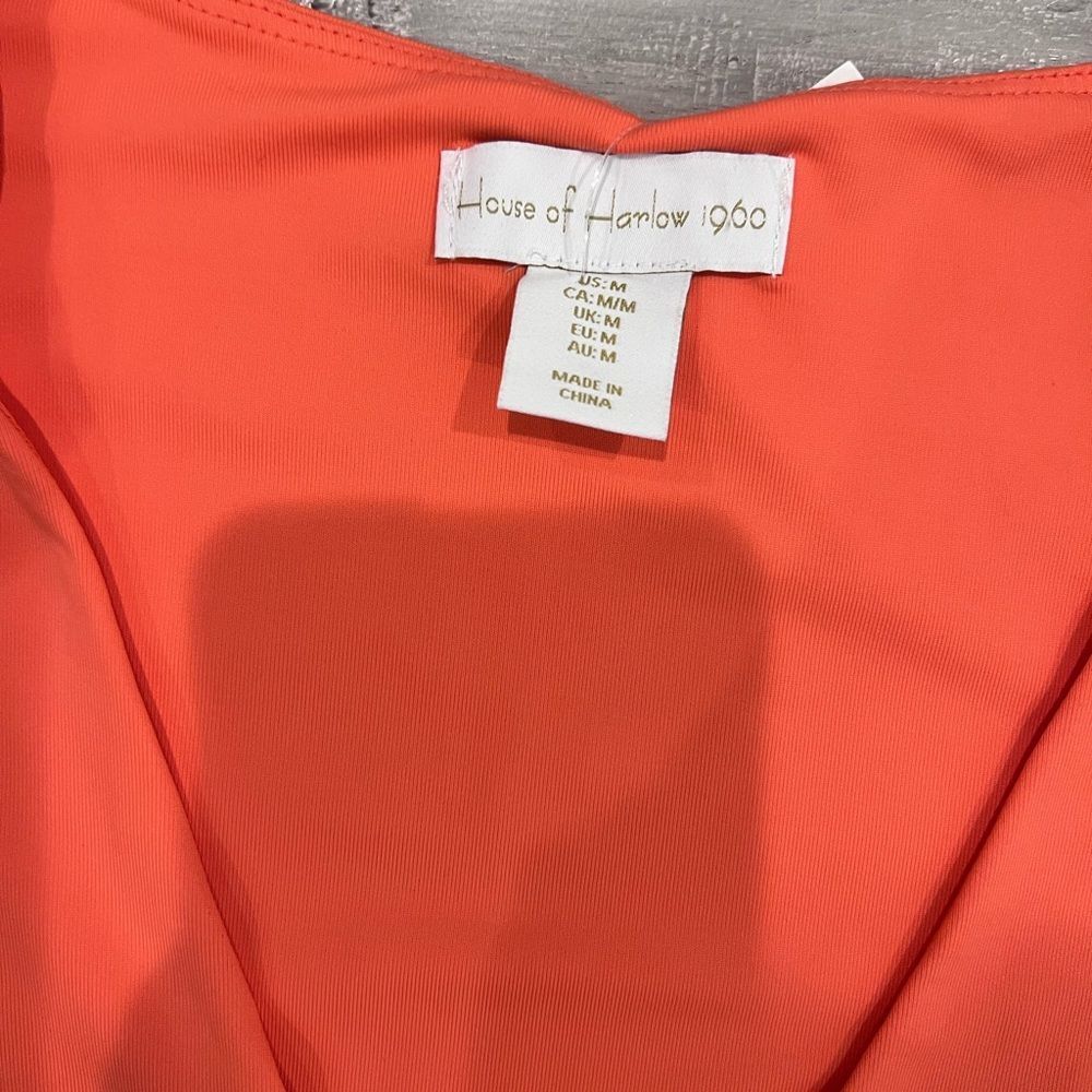 Revolve House Of Harlowe 1960 Orange Coral V Neck Plunge Short Sleeve Bodysuit - Picture 7 of 9